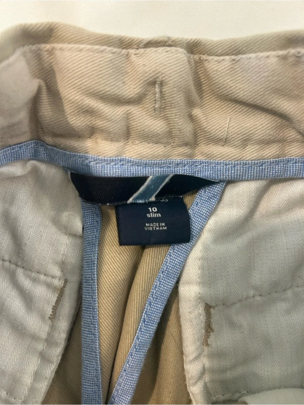GAP kids - Boys Khaki Flat-Front Shorts - 10 Slim